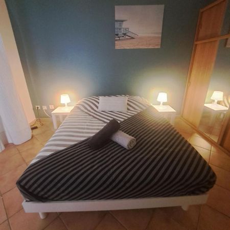 T2 Proche Du Port, Zone Pietonne Appartement Toulon Buitenkant foto
