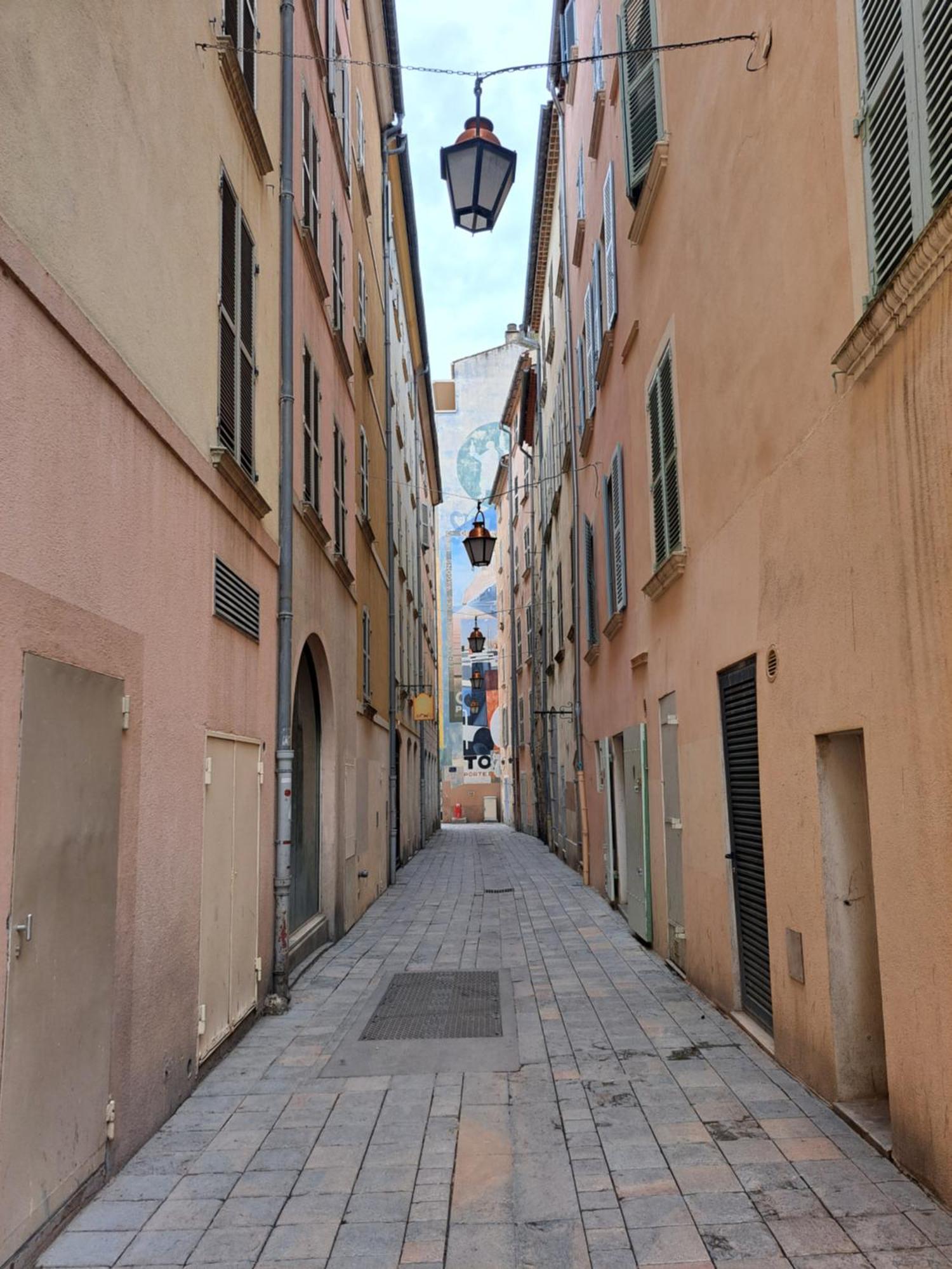 T2 Proche Du Port, Zone Pietonne Appartement Toulon Buitenkant foto