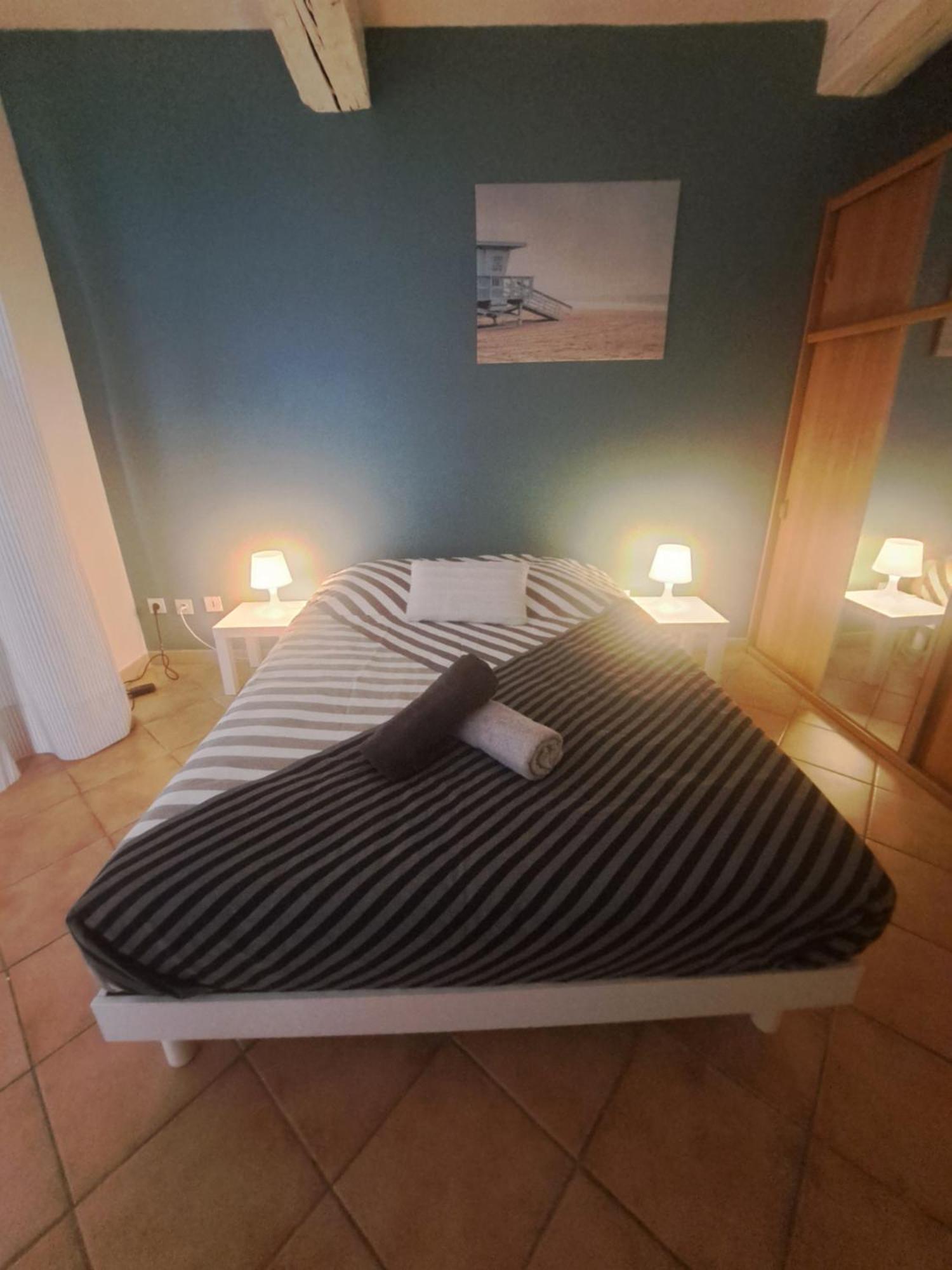 T2 Proche Du Port, Zone Pietonne Appartement Toulon Buitenkant foto